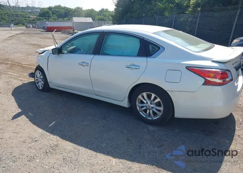 2015 Nissan Altima 2.5 S from USA, damaged, VIN 1N4AL3APXFC116358